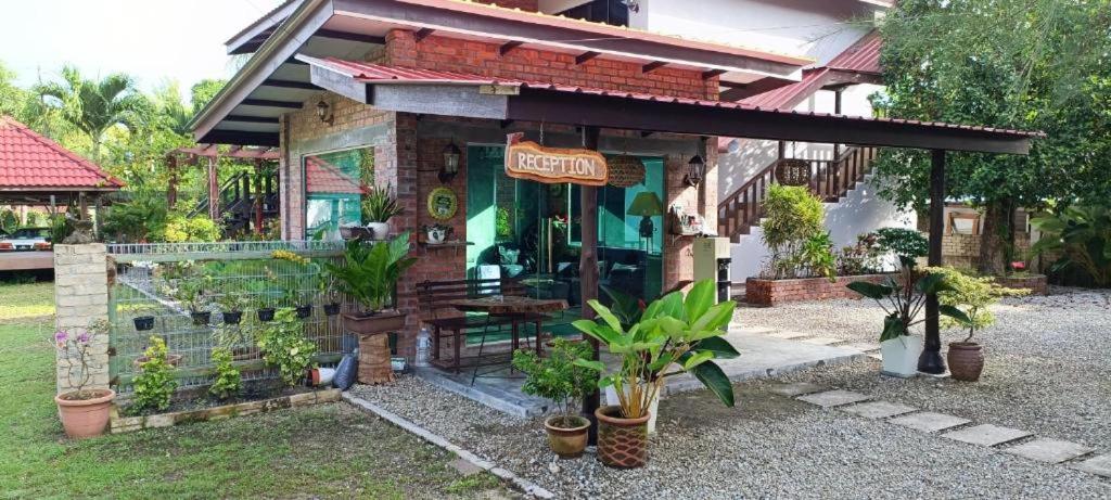 Red Coral Cottage Langkawi ภายนอก รูปภาพ