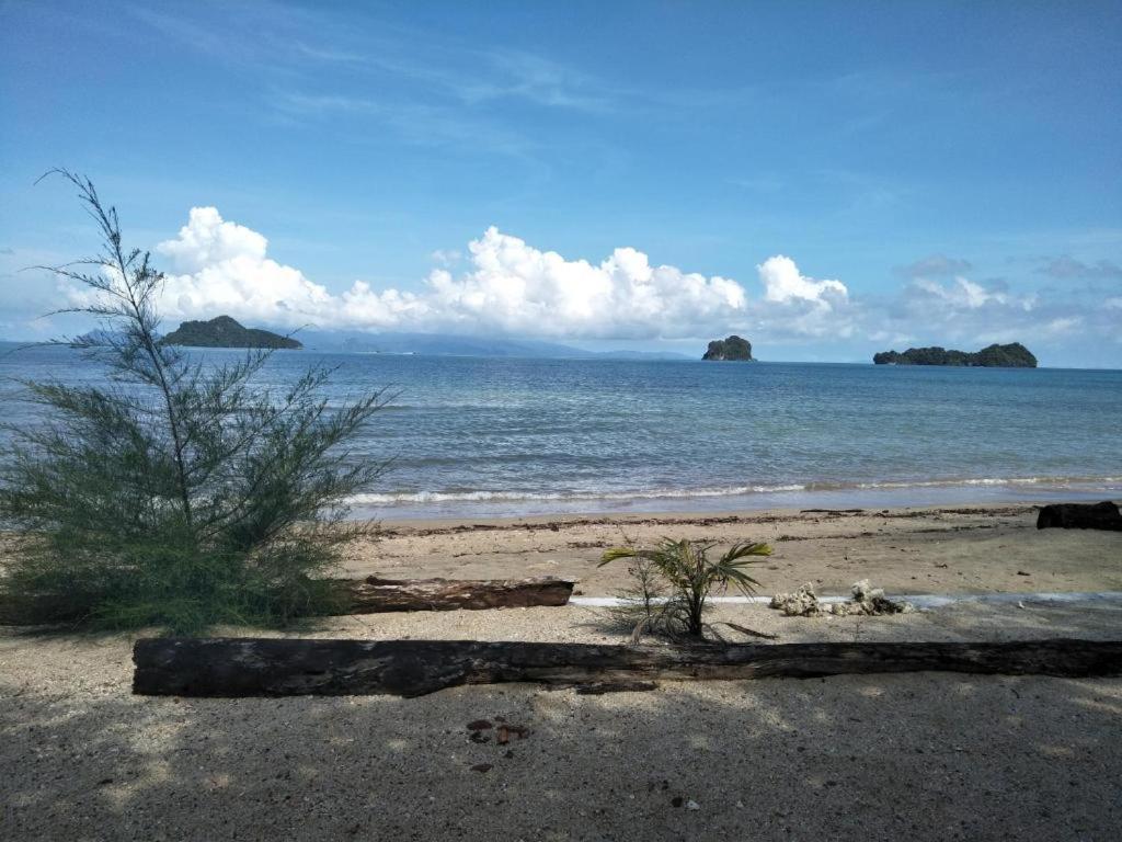 Red Coral Cottage Langkawi ภายนอก รูปภาพ